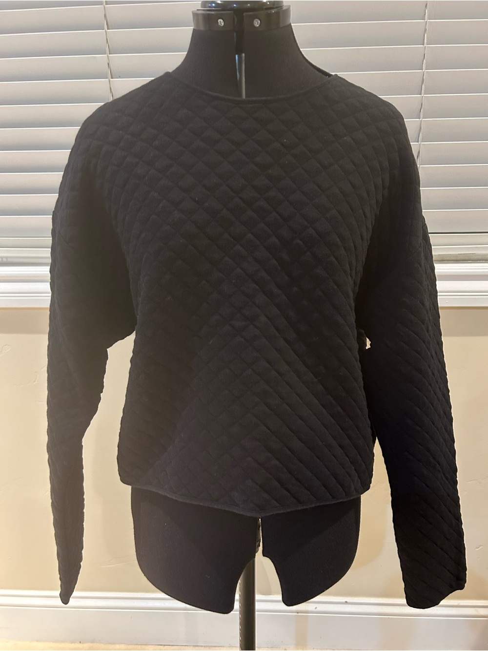 Banana Republic Black Quilted Pullover Top